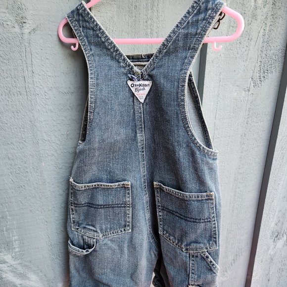 Oshkosh B'Gosh Denim Shortalls Unisex Size 3T - Picture 3 of 6